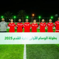 اللجنة المنظمة لبطولة الوسام لكرة القدم تحتفل بالإنجاز الأهلاوي الآسيوي