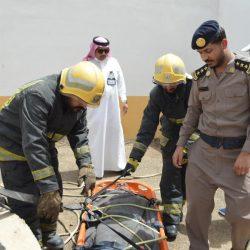 بحضور سعادة المحافظ بيئة رنية تنفذ مبادرة تطوعية لسقيا الماء للحجاج والمسافرين