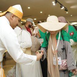 نجاح عملية استئصال رحم وعقد لمفاوية لستينية باستخدام الروبوت الجراحي والمريضة تغادر خلال 24 ساعة بطبية مكة