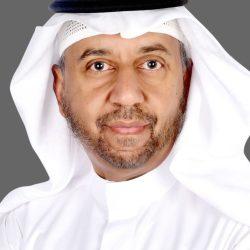 جامعة جدة تكرم الأستاذ عمر بالبيد