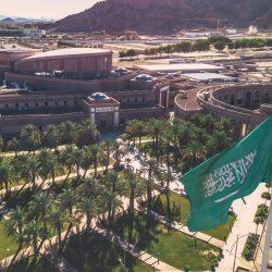 محافظ دمياط بجمهورية مصر العربية يشارك في احتفالية تسليم جوازات الحج للفائزين بالقرعة عام 1446 هجرية / 2025