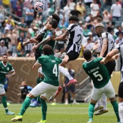 تشيلسي الإنجليزي يفوز على بنفيكا البرتغالي ويتأهل لدور الثمانية