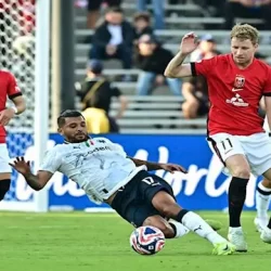 إنتر ميلان الإيطالي يقصي ريفر بليت الأرجنتيني بثنائية ويصعد لدور الـ16