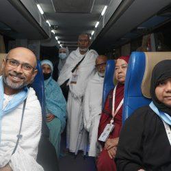 بدموع الرجاء وفرحة النجاة.. حاج مصري يُنقذ من جلطة قلبية حادة ويستعد لإكمال حجه بمدينة الملك عبدالله الطبية