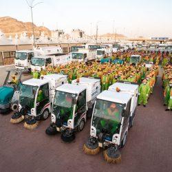 وهيب خليل – يكرم اثنين من نجوم السلة في جدة