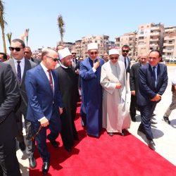 وزير الأوقاف ومفتي الجمهورية ومحافظ كفرالشيخ بجمهورية مصر العربية يبحثون استكمال مراحل تطوير الميدان الإبراهيمي وتعزيز الدور الدعوي