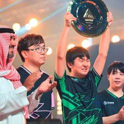 مركز الملك سلمان للإغاثة يختتم مشروع “نبض السعودية” التطوعي لجراحة وقسطرة القلب في مديرية المكلا بمحافظة حضرموت