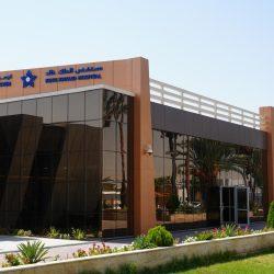 الهلال الأحمر ينقذ مصابًا في عرض البحر بعملية “جويّة – بحريّة” بجزر فرسان