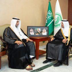 بيئة جدة تنفذ مبادرة لسقيا ومتابعة الشتلات المزروعة في كلية الريادة