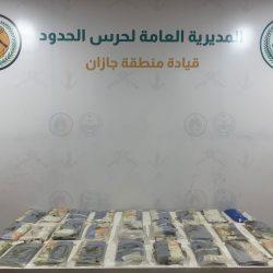 حرس الحدود بالمنطقة الشرقية ينقذ مواطنًا من الغرق أثناء ممارسة السباحة