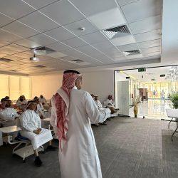 أمير تبوك يطلع على التقرير الشامل لأداء إدارة التعليم بالمنطقة