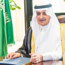 أمير تبوك يواسي أسرة الغيثي في وفاة فقيدها