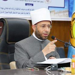أمير تبوك يستقبل المواطن ناصر البلوي الذي تنازل عن قاتل ابنه لوجه الله تعالى