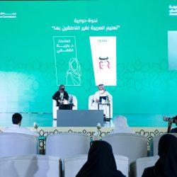 في ندوة فلسفية بـ”كتاب المدينة 2025″ الهميلي: الفلسفة تمارسُ حضورَها خارج الأسوار الأكاديمية