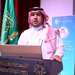 وزير البلديات والإسكان يزور منطقة عسير ويتابع سير العمل في عدد من المشروعات التنموية