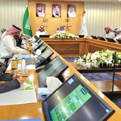 تعليم الطائف يناقش نظامي الدعم الموحد وأعمالي ورزنامة اليوم الوطني وتحديد المستوى