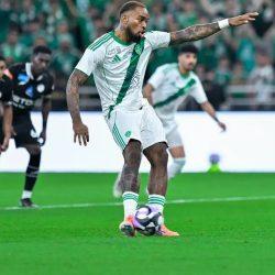 الهلال ينتصر على الاتفاق في دوري روشن السعودي