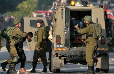 قوات الاحتلال الإسرائيلي تعتقل ثلاثة فلسطينيين وتقتحم بلدات في الضفة الغربية