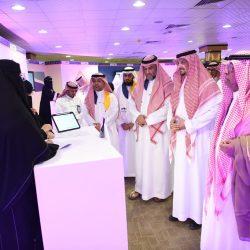 نيابة عن معالي الوزير د. عبداللطيف آل الشيخ