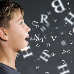 محافظ الأحساء يرعى توقيع اتفاقيات إستراتيجية لجمعية زهرة ويكرّم الجهات الداعمة