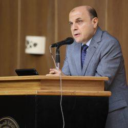 الدكتور – غنيم يشكر  الدكتور – الطريجي