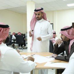دوريات الأفواج الأمنية بمنطقة جازان تقبض على مخالفَيْن لنظام أمن الحدود لتهريبهما 9كلجم من القات المخدر