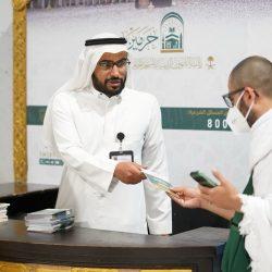 رئاسة الشؤون الدينية بالمسجد الحرام والمسجد النبوي تحدد خطيبا الجمعة في الحرمين الشريفين ليوم 16 جمادى الأولى 1447هـ