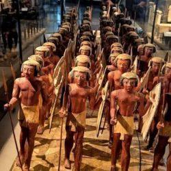 الرئيس عبد الفتاح السيسي يرحب بضيوف مصر