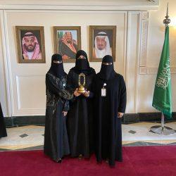 أمير منطقة تبوك يكرم الفائزين بجائزة “تبوك للعمل التطوعي” في دورتها الثانية