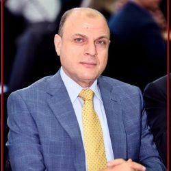 فيما تحولت منصة التوقيع إلى عيادة -استشارات طبية – د. زكريا حمزة الهوساوي يدشن كتابه مسيرتي مع طب الاطفال في المدينة المنورة و توفيق بلو يؤكد: تجربتي في تحرير الكتاب ممتعة