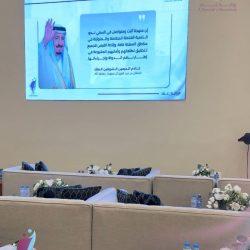 “خارج الإطار”