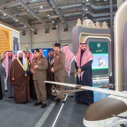 وزير الشؤون الإسلامية يفتتح جناح الوزارة في معرض صُنع في السعودية.