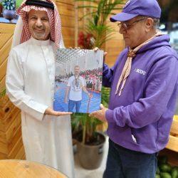 فنسنت بيرن مهندس الاستراتيجيات بين الصحافة والأعمال