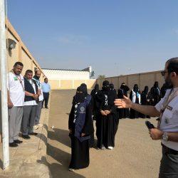 مدرسة النويعمة الابتدائية تكرّم عبدالله الحنابجة بمناسبة تقاعده بعد 40 عاماً من العطاء