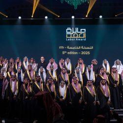 شيخ الأزهر يستقبل الطالبة الإندونيسية «ييلي» ويمنحها فرصة استكمال دراسة الماجستير