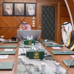 خادم الحرمين الشريفين يرأس جلسة مجلس الوزراء في الرياض