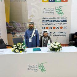 شباب العرين يكرمون الدكتور – عبد الفتاح هوساوي لاختيار ضمن أكثر 100شخصية مؤثرة في الشرق الأوسط