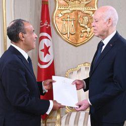 وزير الموارد البشرية والتنمية الاجتماعية يكرّم المنشآت الفائزة بجائزة العمل في نسختها الخامسة