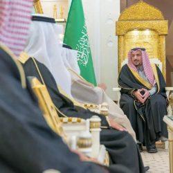 أمير نجران يطمئن على صحة شيخ شمل قبائل جشم يام