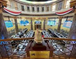 مؤشر بورصة مسقط يغلق على انخفاض