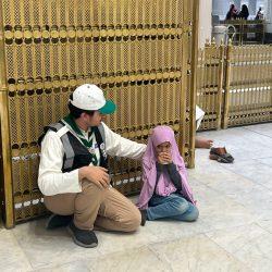 الأمين العام لجمعية الكشافة يقف ميدانياً على جهود معسكر الخدمة العامة بمكة المكرمة لموسم رمضان ١٤٤٧هـ ويشيد بعطاء الفتية والشباب في الحرم المكي