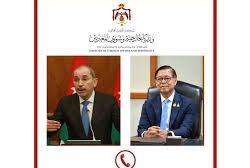 سمو وزير الخارجية يتلقى اتصالًا هاتفيًا من وزير خارجية الجزائر