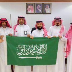 صُنّاع الإيجابية… ثمانون متطوعًا يصنعون فرقًا في خدمة ضيوف الرحمن بالحرم المكي