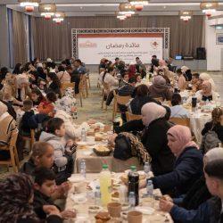 عشية العيد: وكالة بيت مال القدس وزعة كسوة العيد وتمنح هدايا للأطفال في قرى القدس