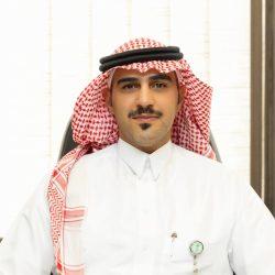 مباني إدارة تعليم الطائف ومدارسها تتوشح اللون الوردي تزامناً مع الملتقى العالمي للورد