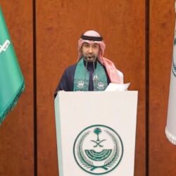 الحفاشي يكرم محمدعبده تقديراً لعطائه التربوي والمجتمعي والتعليمي