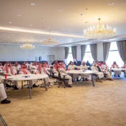 نائب أمير تبوك يستقبل مديري عموم الشؤون المالية والخدمات المساندة بإمارات المناطق