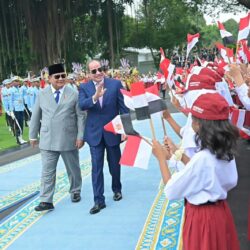 الطريجى – يطالب بوحدة خليجية جراء العنف المتصاعد