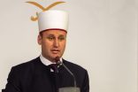 مفتي عام جمهورية ألبانيا : أعظم المبادرات الإنسانية في شهر رمضان الكريم، هدية خادم الحرمين الشريفين لتفطير الصائمين وتوزيع التمور
