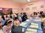 وسط أجواء محفزة ومتابعة ميدانية الطلاب والطالبات ينتظمون على مقاعد الدراسة في مدراس الطائف